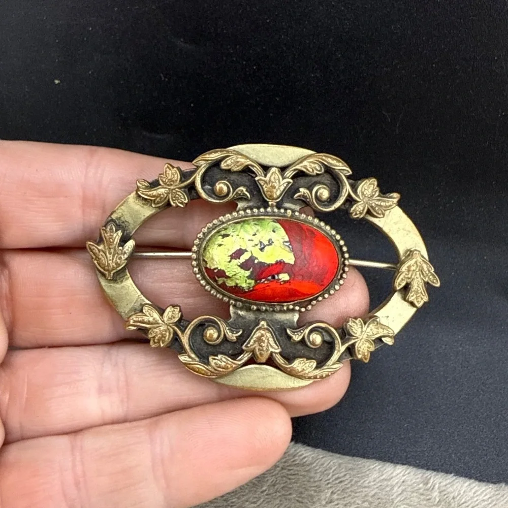 Vintage Victorian Czech Foil Art Glass Brooch‎ Sash Pin Red Green